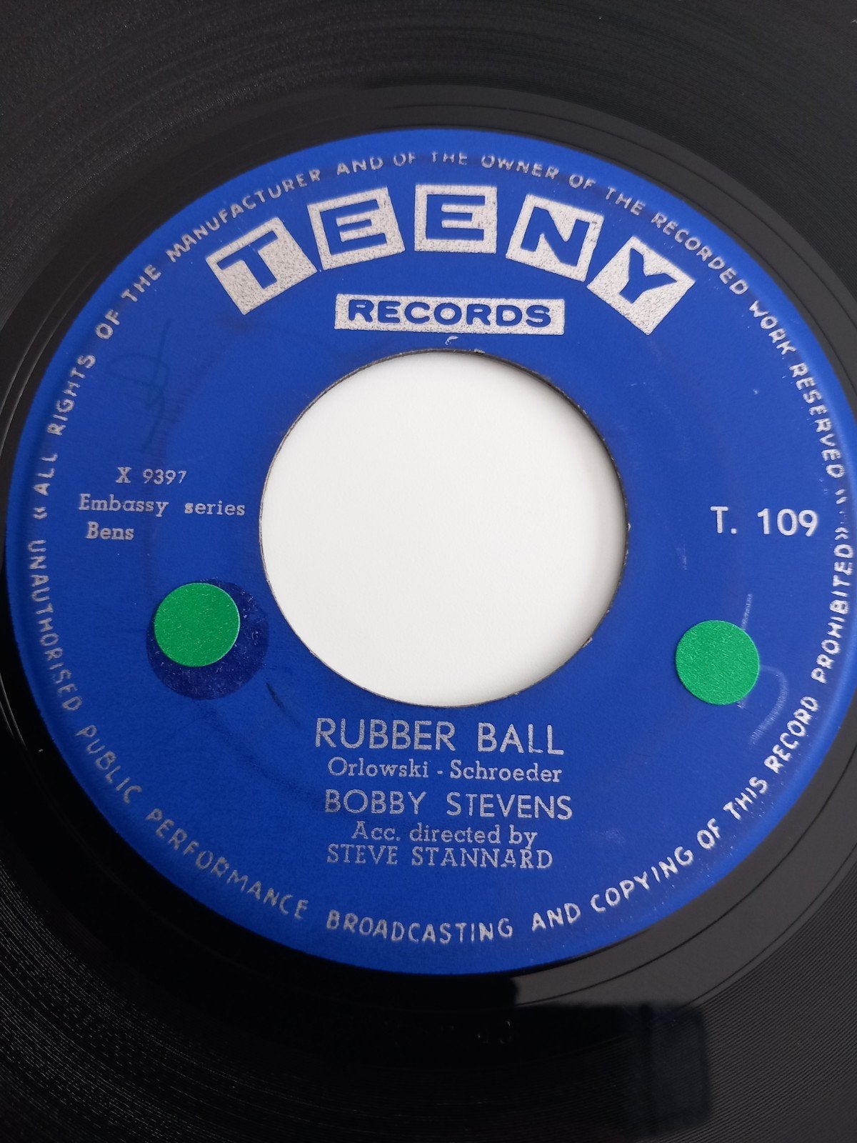 BOBBY STEVENS. RUBBER BALL + YOU'RE SIXTEEN . OLDIES 45T, Enlèvement ou Envoi