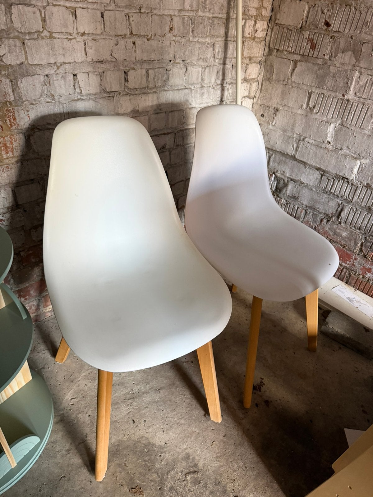 Lot 2 chaises blanches style scandinave, Enlèvement, Comme neuf