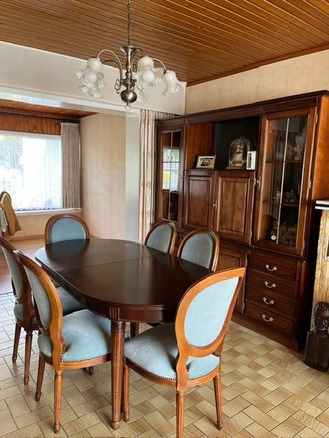 Eettafel met bar-en vitrinekast, Ophalen, Gebruikt, Vijf personen of meer, Kersenhout
