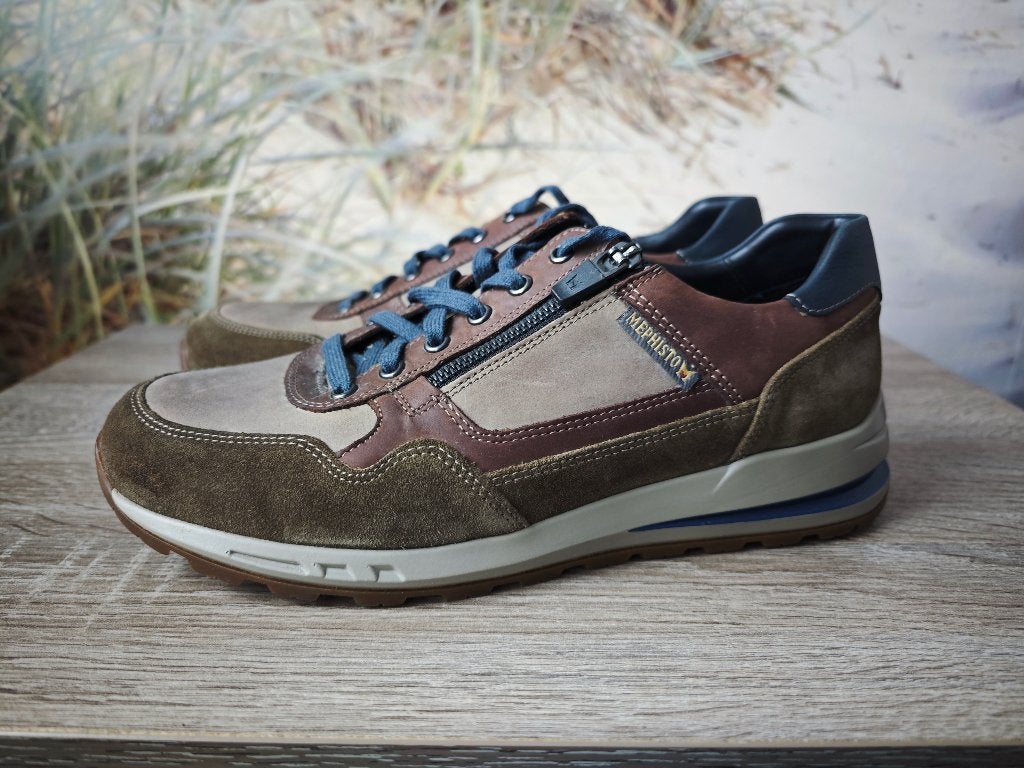 Mephisto maat 42,5 ( EUR 8,5 / 9 ) NIEUW, Bruin, Nieuw, Ophalen of Verzenden, Sneakers