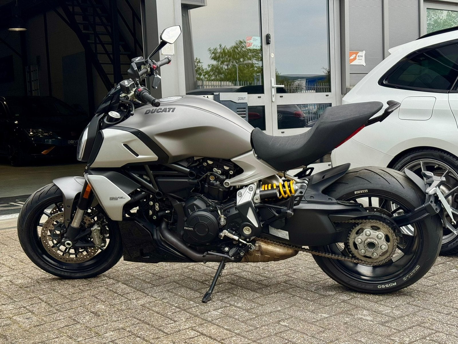 Ducati Diavel 1260 bj2020 SANDSTONE GREY, très bon état !, Échappement sport, Occasion, 2 cylindres, Particulier