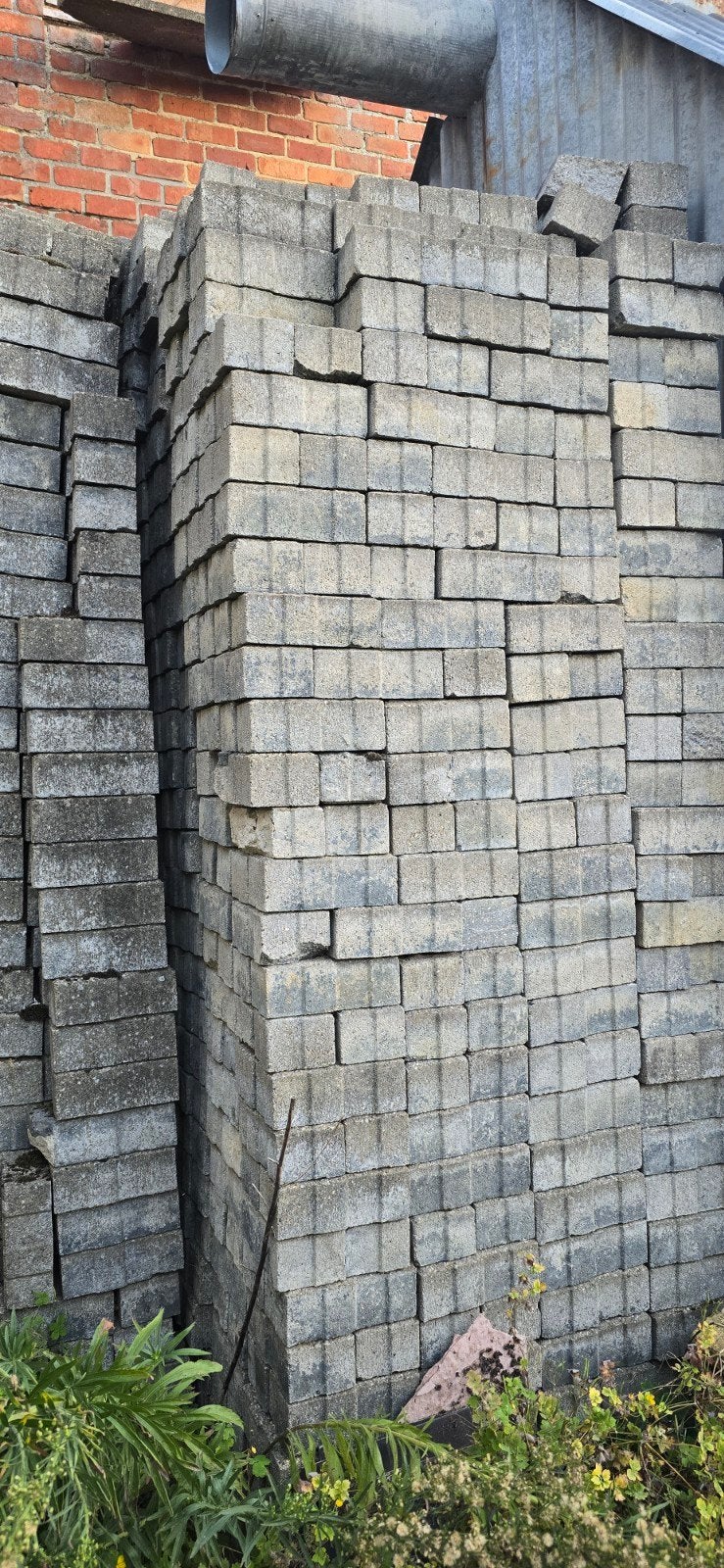 grote partij betonklinkers, Tuin en Terras, Ophalen, Beton, 10 m² of meer, Klinkers