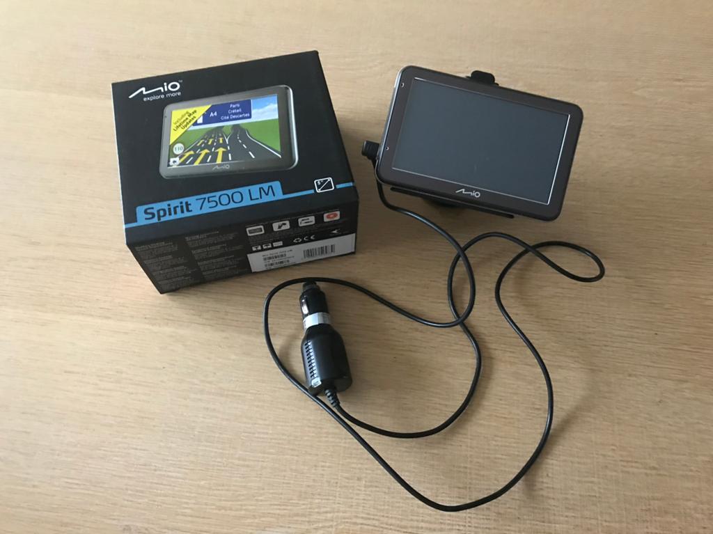 Gps/navigatie Mio, Auto diversen, Autonavigatie, Zo goed als nieuw, Ophalen of Verzenden