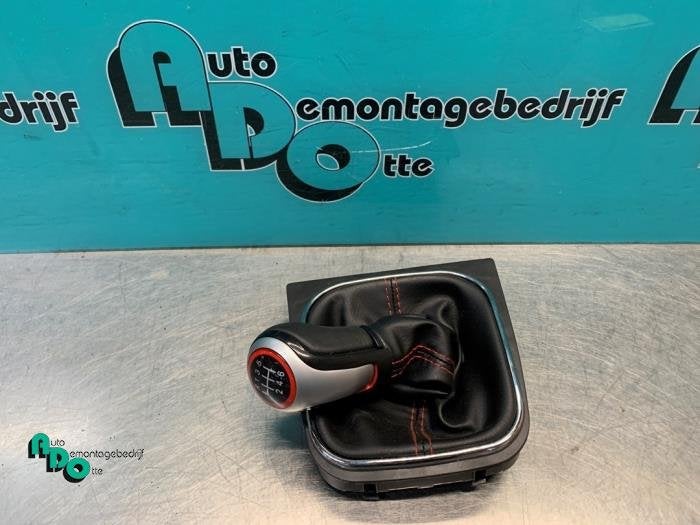 Enveloppe levier de vitesse d'un Volkswagen Golf (Golf 04-), Volkswagen, -, 3 mois de garantie, Utilisé