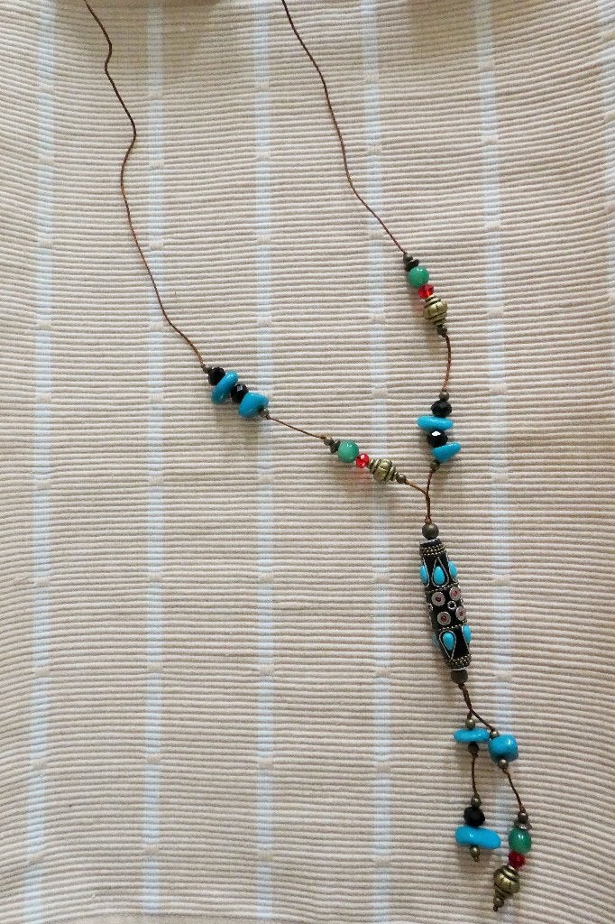 Très Joli Collier Long NEUF !, Handtassen en Accessoires, Kettingen, Ophalen, Nieuw