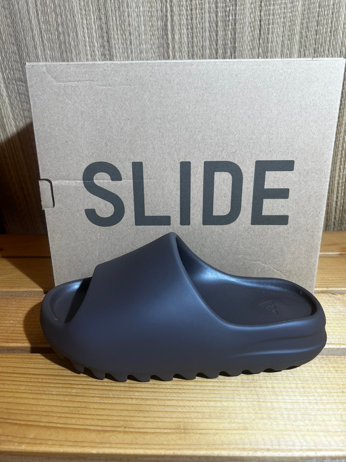 Adidas Yeezy Slide Soot, Ophalen of Verzenden, Nieuw