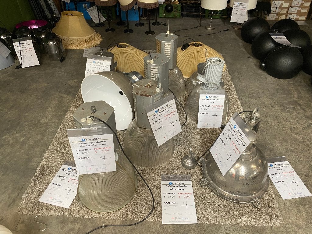 Diverse hang-, sta- en tafellampen te koop., Gebruikt, Ophalen of Verzenden, Overige materialen, Overige vormen