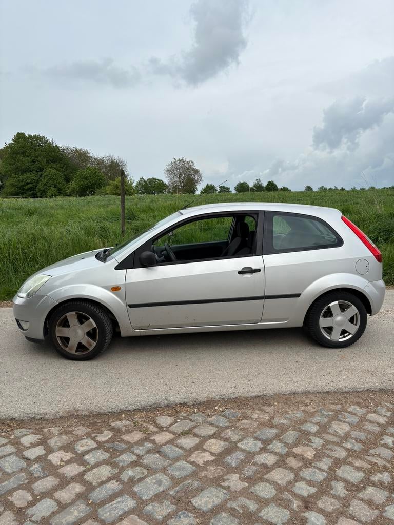 Ford Fiesta essence automatique 81 000 km climatisation, Achat, Entreprise, Automatique, Euro 4