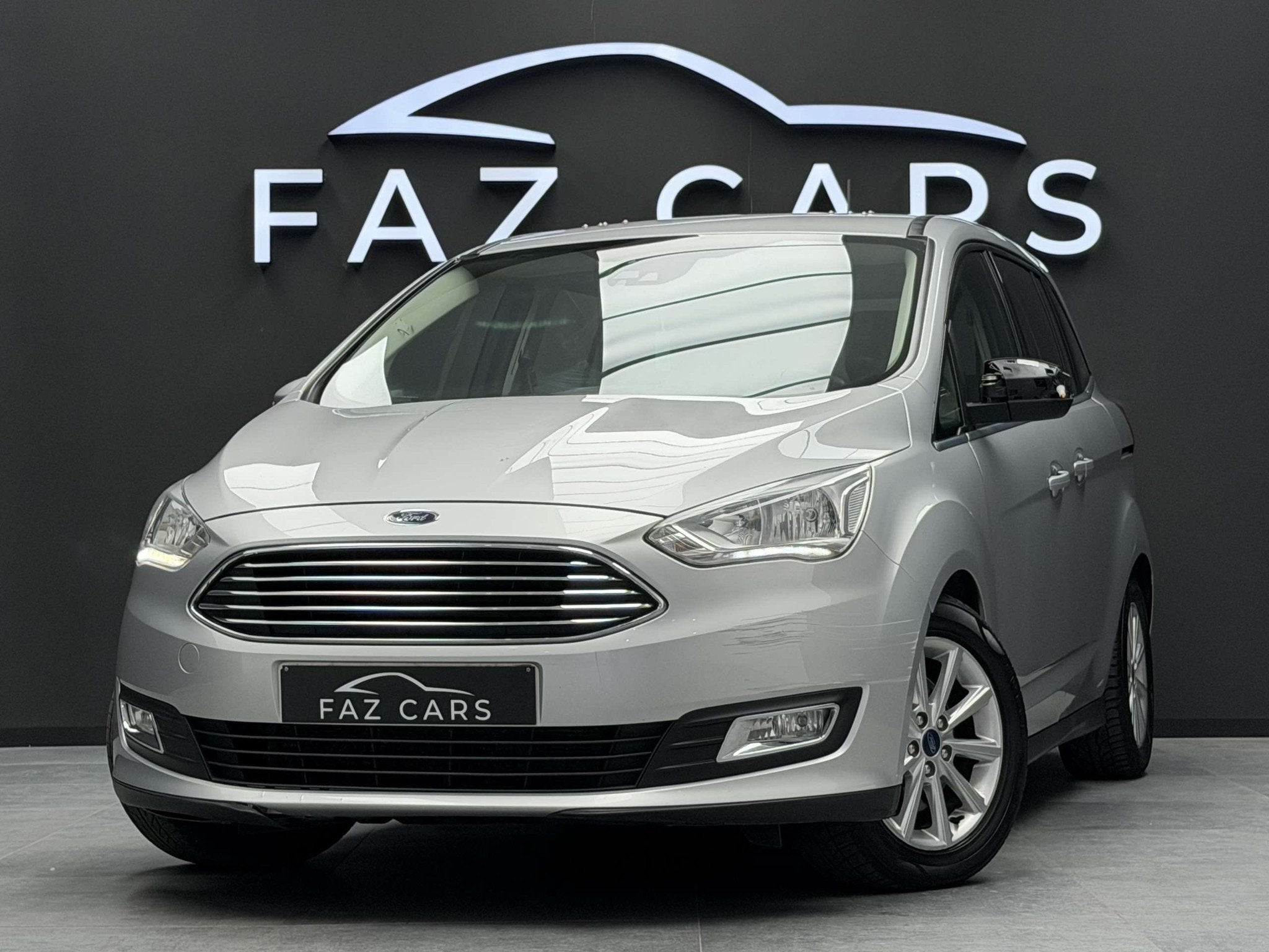 Ford Grand C-Max 1.5 EcoBoost Titanium * EXPORT / MARCHAND *, Auto's, Ford, Stof, Gebruikt, 4 cilinders, Start-stop-systeem