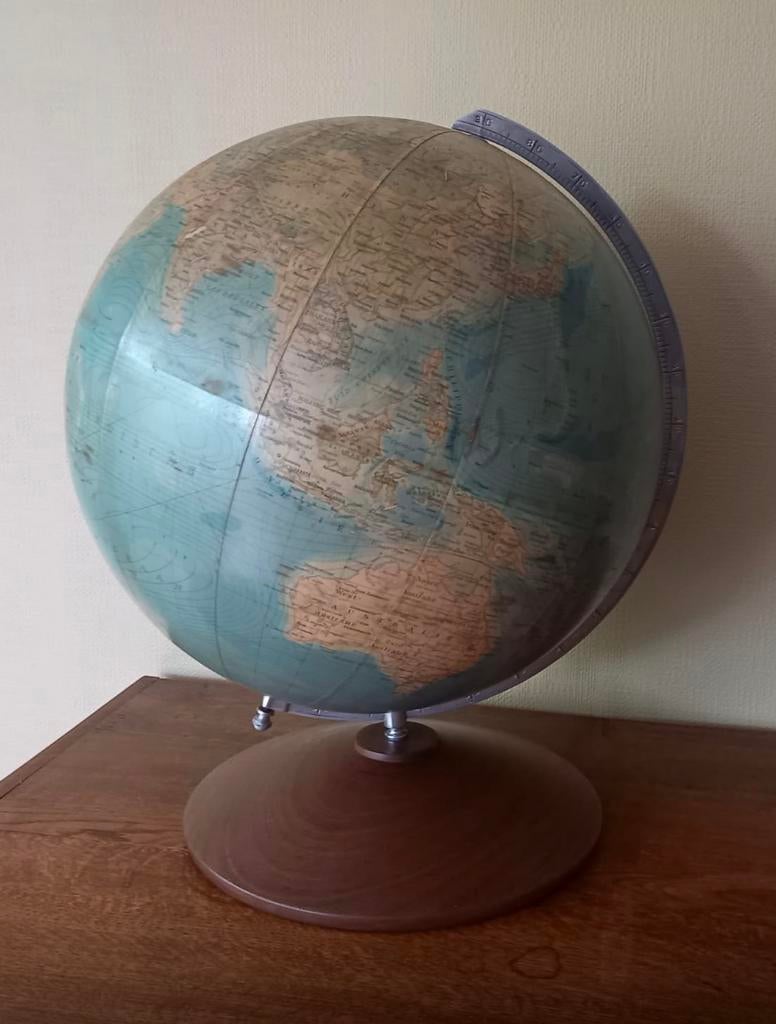 Antieke globe, Enlèvement, Comme neuf