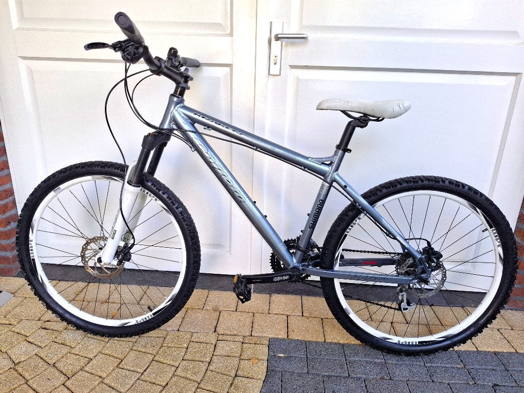 Goed onderhouden Carrera Kraken mountainbike / schijfremmen, 45 à 49 cm, Enlèvement, Utilisé, Hommes