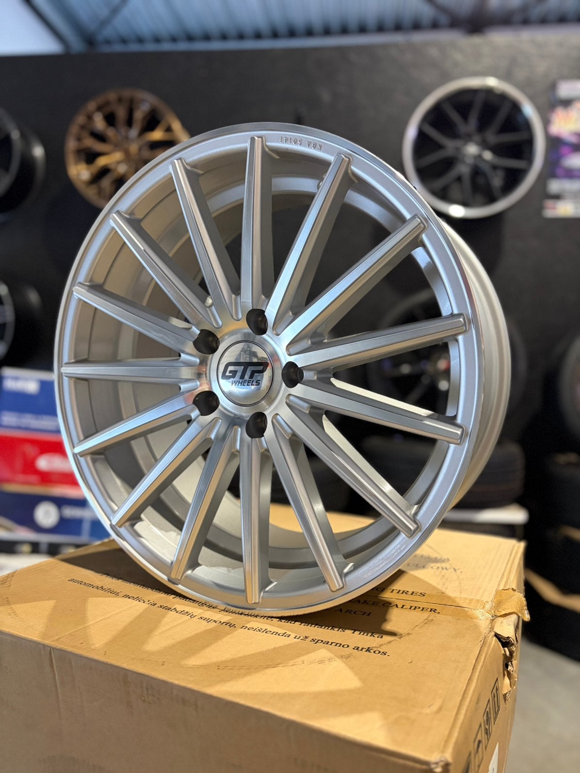 19” Gtp 090 silver/machined front, Ophalen