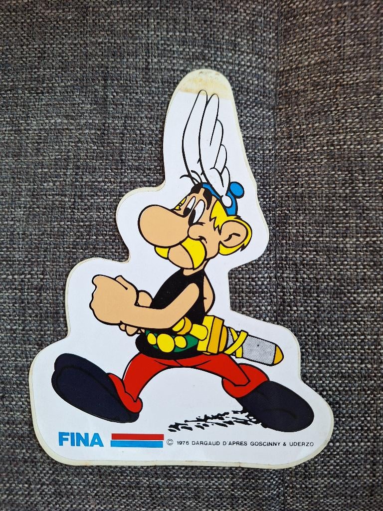 Goscinny Uderzo - Sticker Asterix Fina (1976), Ophalen of Verzenden, Asterix en Obelix, Gebruikt, Plaatje, Poster of Sticker