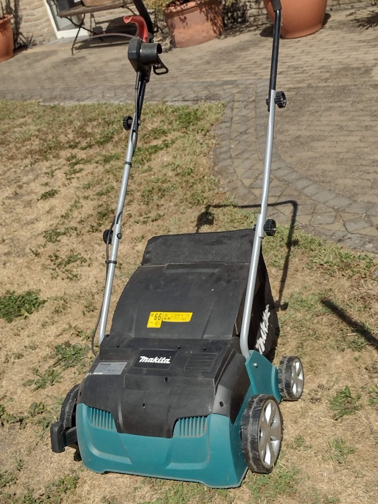 verticuteermachine, Ophalen, Zo goed als nieuw, Elektrisch, Makita