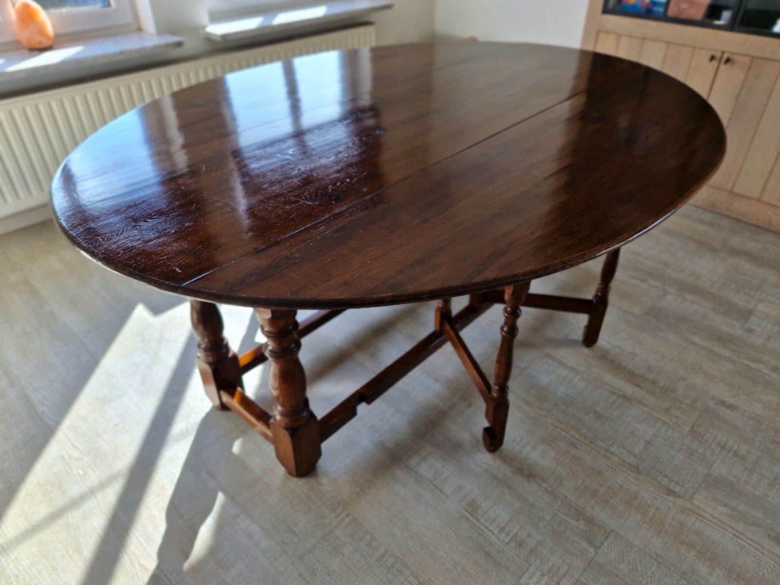 Antieke ovale gateleg eettafel / bijzettafel Flamant, Ophalen, Gebruikt, 150 tot 200 cm, Vijf personen of meer