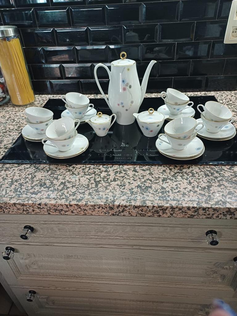 Thee/ koffieservies, Antiek en Kunst, Ophalen of Verzenden