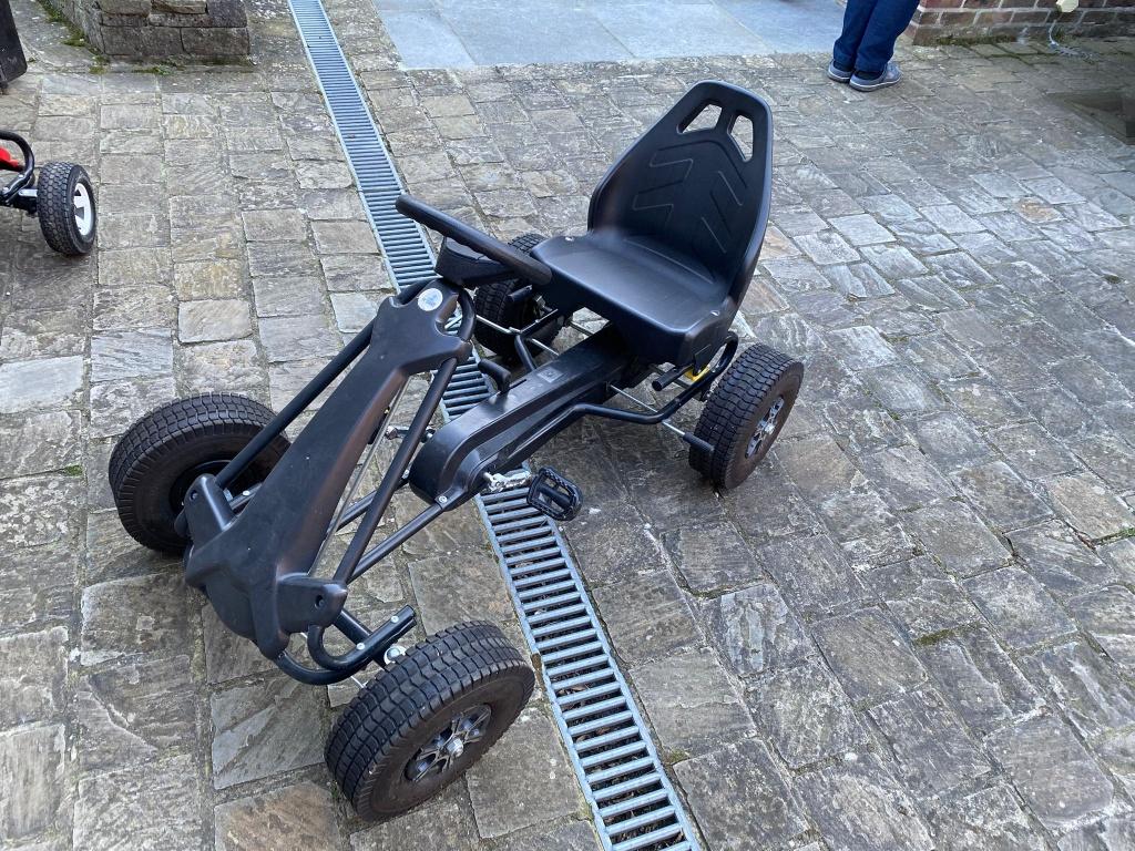Gocart kinderen, Kinderen en Baby's, Speelgoed | Buiten | Voertuigen en Loopfietsen, Ophalen, Zo goed als nieuw, Trapvoertuig