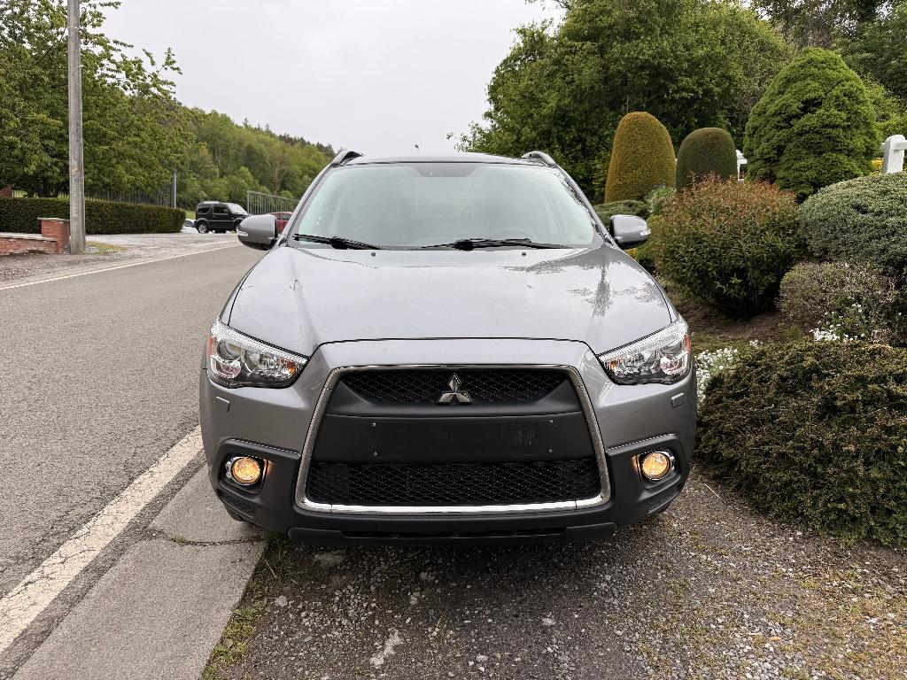 Mitsubishi ASX 1.8 Diesel EURO 5, Auto's, Mitsubishi, Euro 5, Zwart, 4 cilinders, Bruin