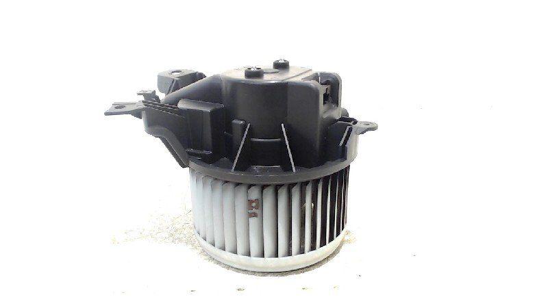 Kachel ventilator motor Peugeot Bipper, Onderdelen@venauto.nl, Van der Ven Autorecycling B.V., Citroën, Ettenseweg 76, 4706 PB Roosendaal, The Netherlands
