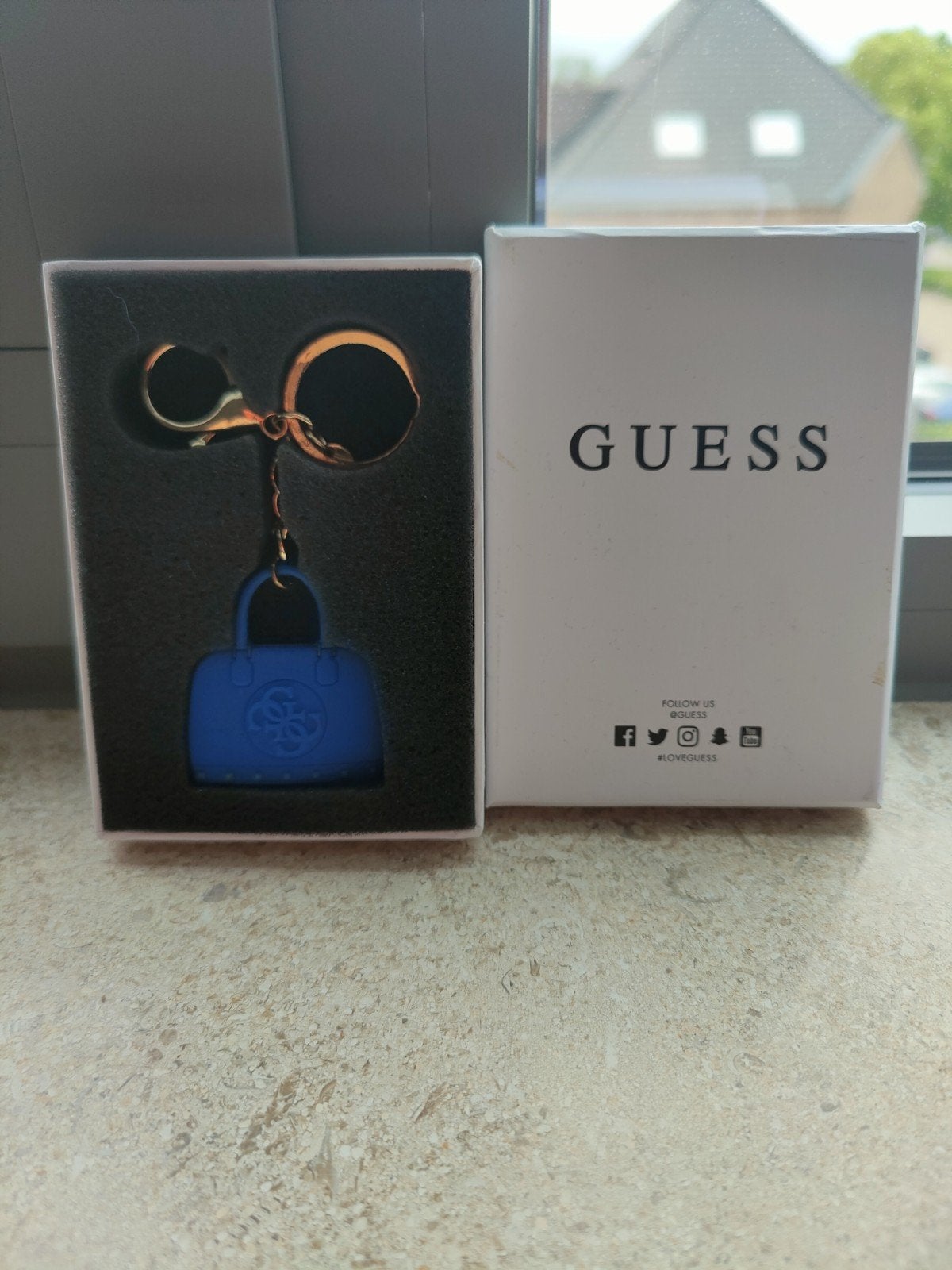 Sleutelhanger Guess tasje blauw, Ophalen, Blauw