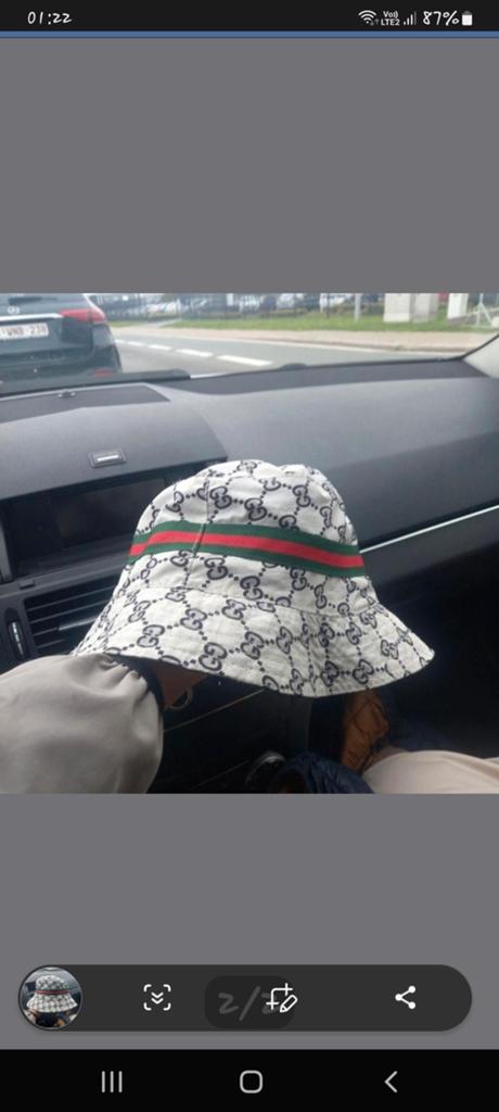 Gucci herenhoed, Ophalen, Hoed