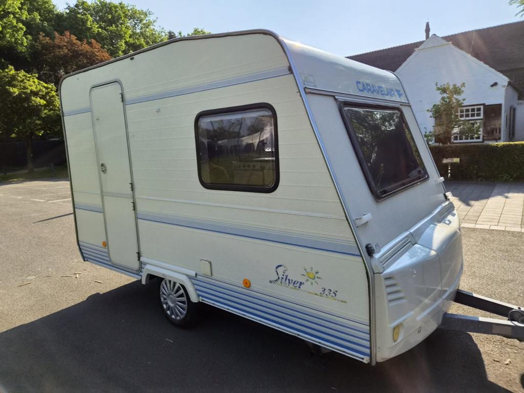 Caravan Caravelair 335 Keuringsvrij . Opgefrist ,voortent, Particulier, Roue de secours, Jusqu'à 500 kg, Lit fixe