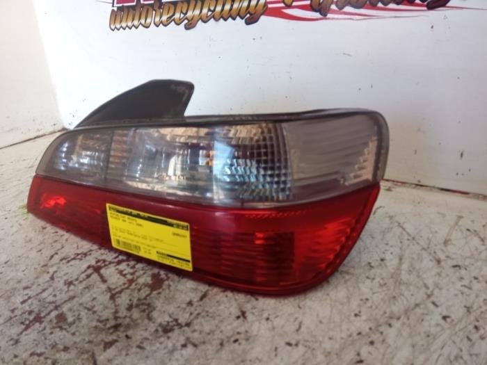 Feu arrière droit d'un Peugeot 406, -, -, 3 mois de garantie, Utilisé