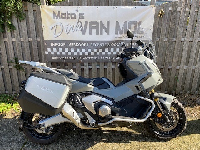 honda xadv 750 abs bj 2025 nieuw staat vele opties, Motoren, 750 cc, Motorrijbewijs A, Meer dan 35 kW, Automaat