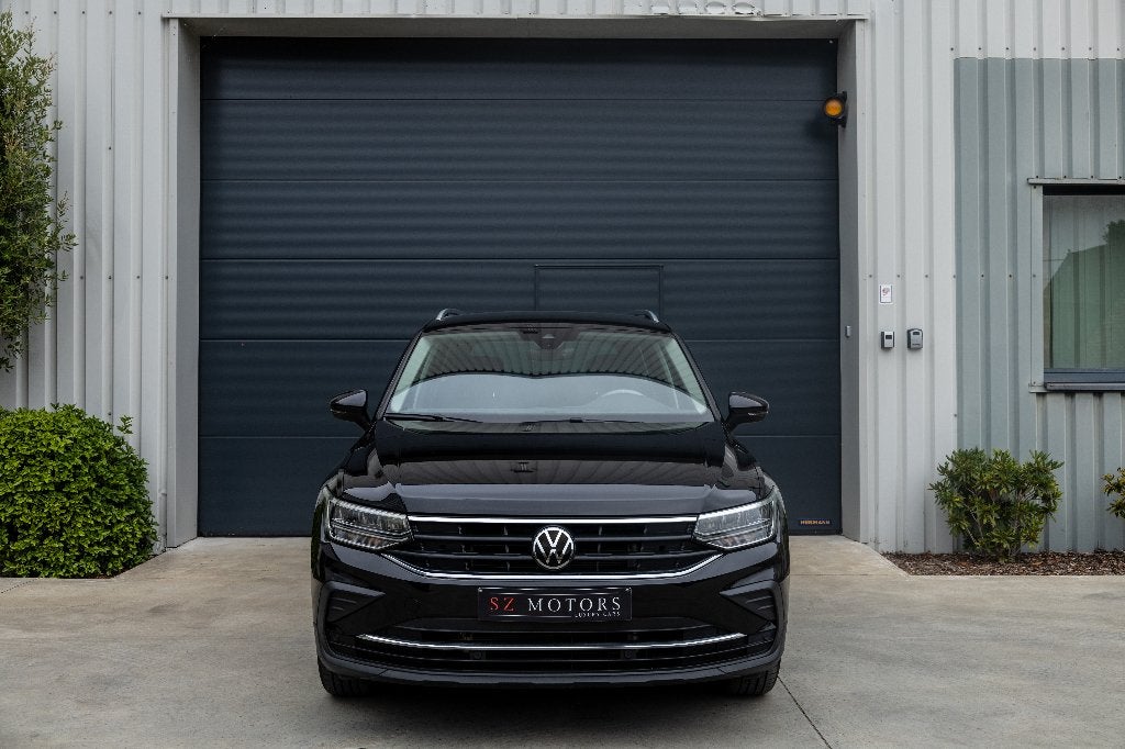 Volkswagen Tiguan eHybrid | Camera | Led | Carplay | Navi, Auto's, Zwart, Hybride Elektrisch/Benzine, SUV of Terreinwagen, Tiguan