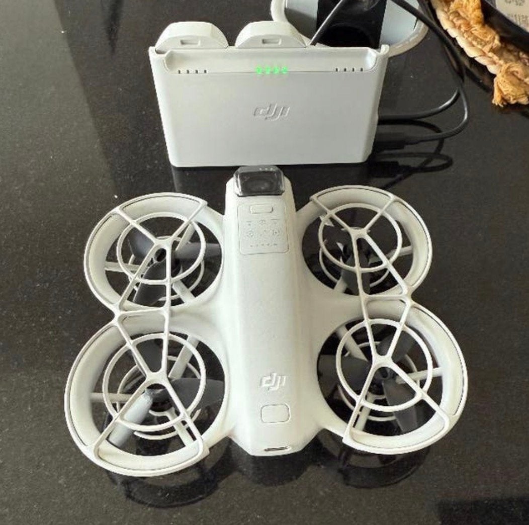 Dji Neo, TV, Hi-fi & Vidéo, Drones, Vue à la première personne (FPV), Comme neuf, 15 à 30 minutes, DJI