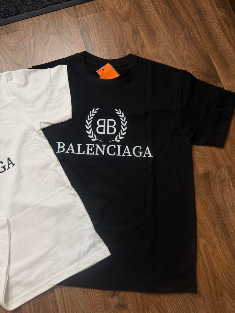 Balenciaga tshirt, Ophalen of Verzenden, Zo goed als nieuw, Maat 42/44 (L)