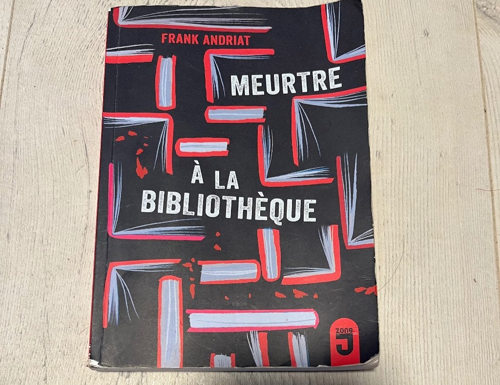 Livre : meurtre à la bibliothèque, Livres, Romans, Frank andriat, Belgique, Enlèvement, Utilisé