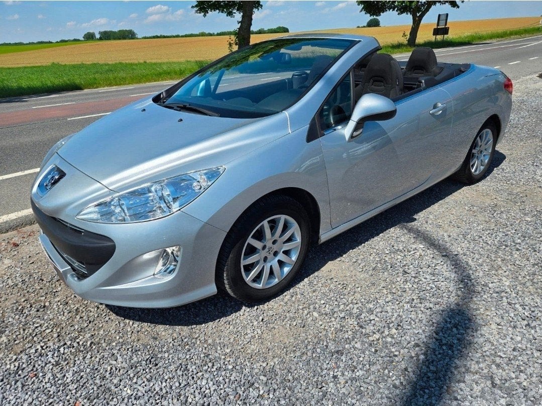 Peugeot 308 Cabriolet 16hdi 123.689km, Auto's, Euro 5, Zwart, Cabriolet, Bedrijf