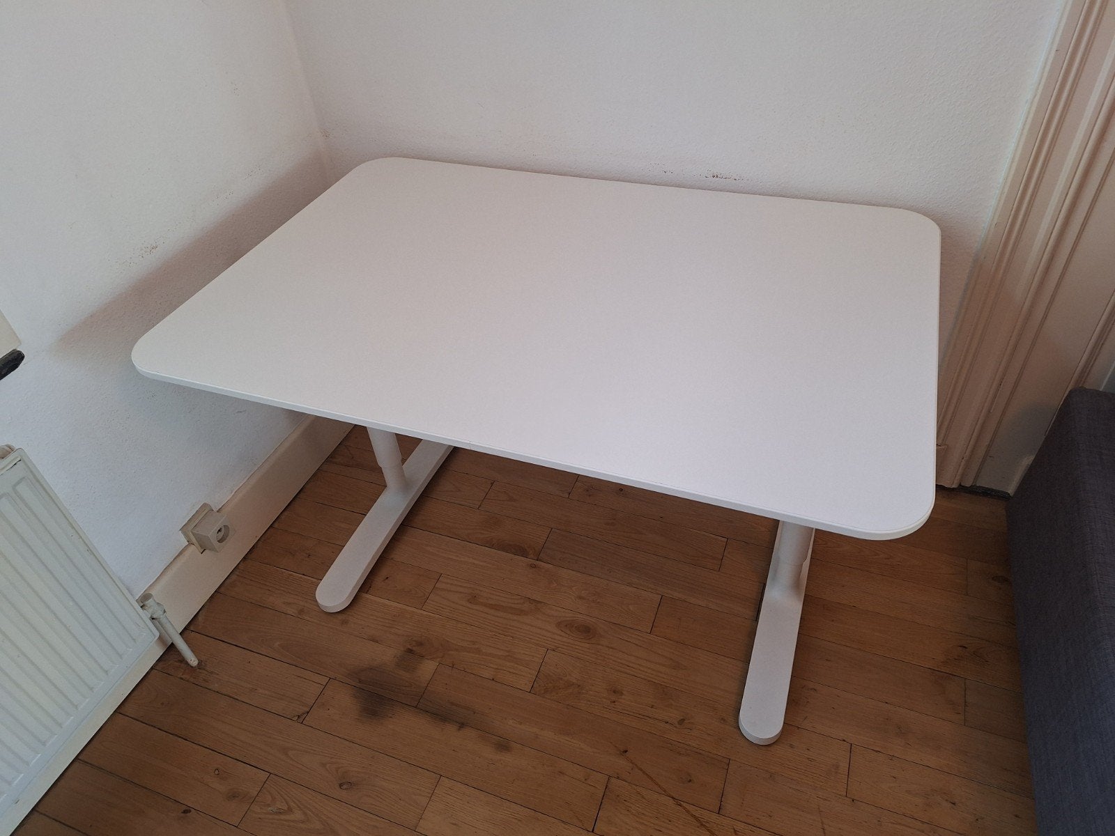 bureau bekant ikea 120x60 blanc, Bureau d'ordinateur, 120 cm, Comme neuf, IKEA