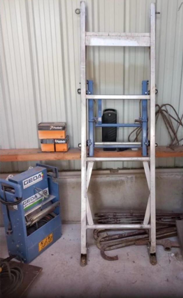 Monte charge tuiles GEDA 250kg complet, Bricolage & Construction, Monte-charges, Enlèvement