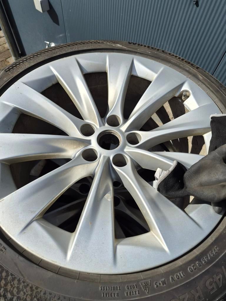 Tesla X 4 winterbanden met velgen 20 duim, Auto-onderdelen, Banden en Velgen, Ophalen, Winterbanden, Band(en)