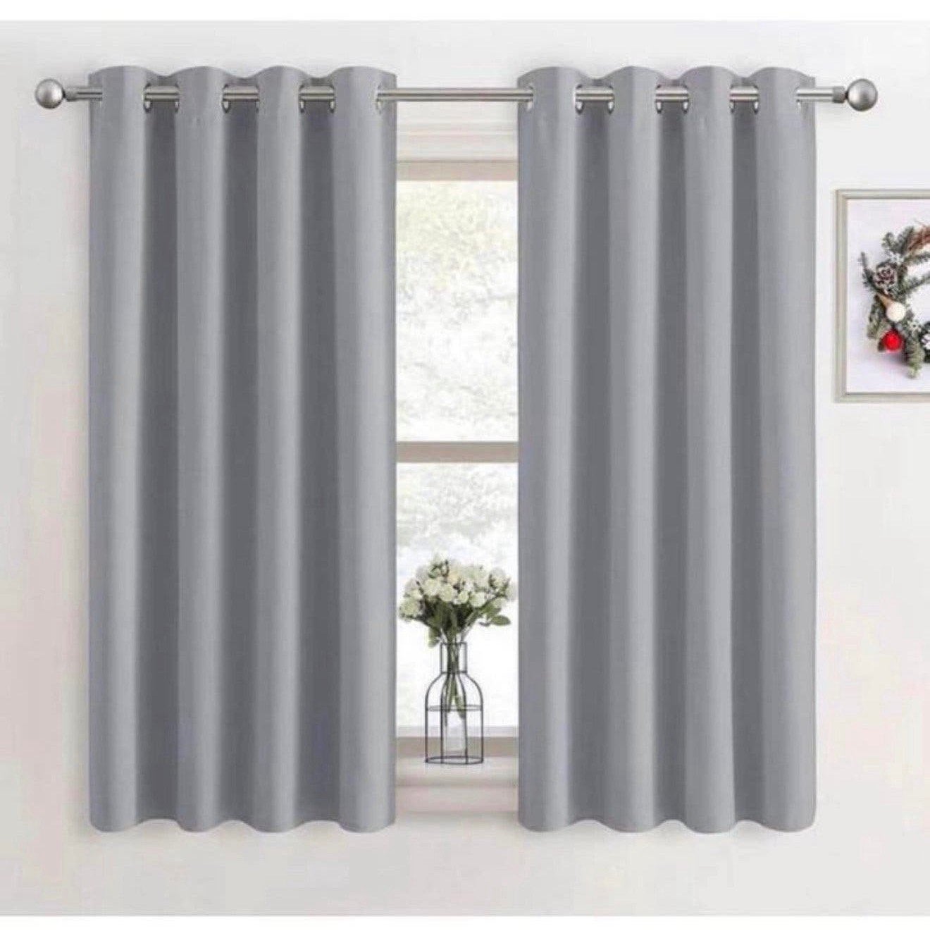Slaapkamer 2x gordijnen set Verduisterend grijs 117 x 137, Huis en Inrichting, Verduisterend, Nieuw, Ophalen of Verzenden, Gordijn