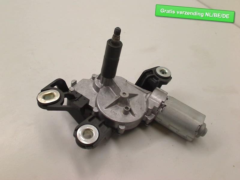 MOTEUR ESSUIE-GLACE ARRIÈRE Golf VI Variant (AJ5 / 1KA), Robert Bosch AG, Volkswagen, Utilisé, Robert-Bosch-Allee 1
74232  Abstatt, DE