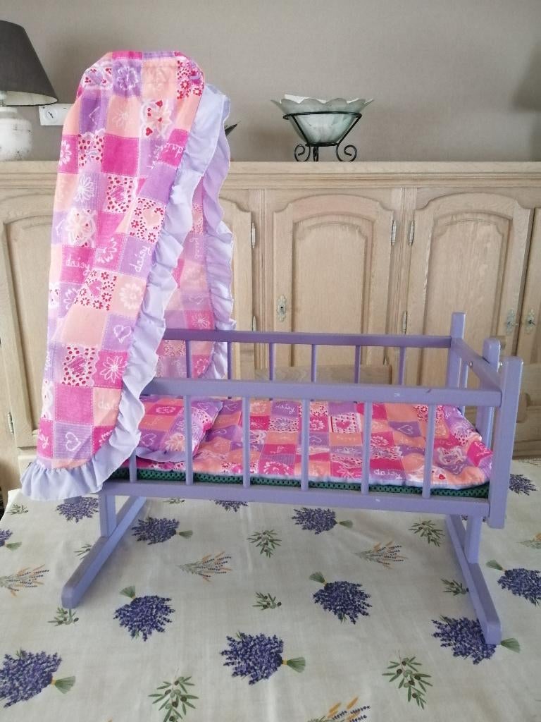 groot poppenbedje - wieg, Kinderen en Baby's, Ophalen, Zo goed als nieuw, Overige typen