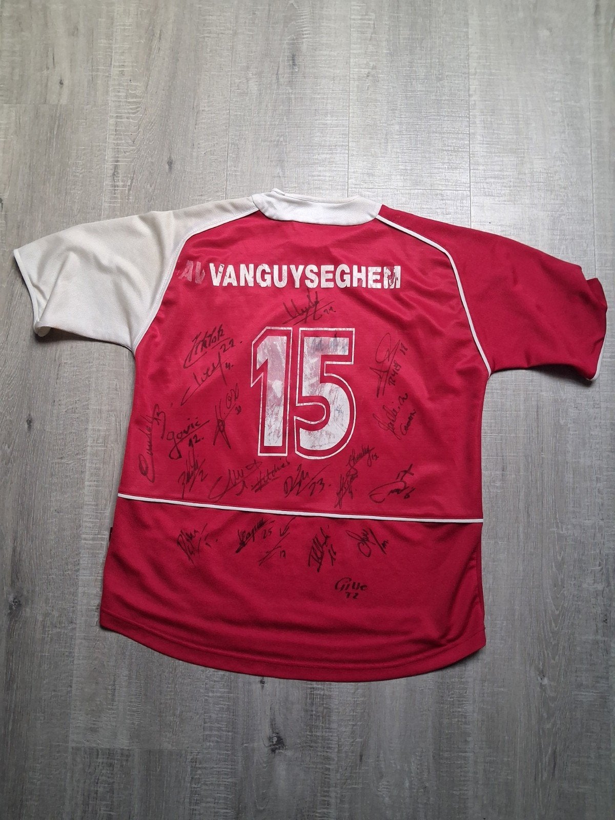 Maillot du Royal Excelsior de Mouscron signé - S, Taille S, Enlèvement, Comme neuf, Maillot