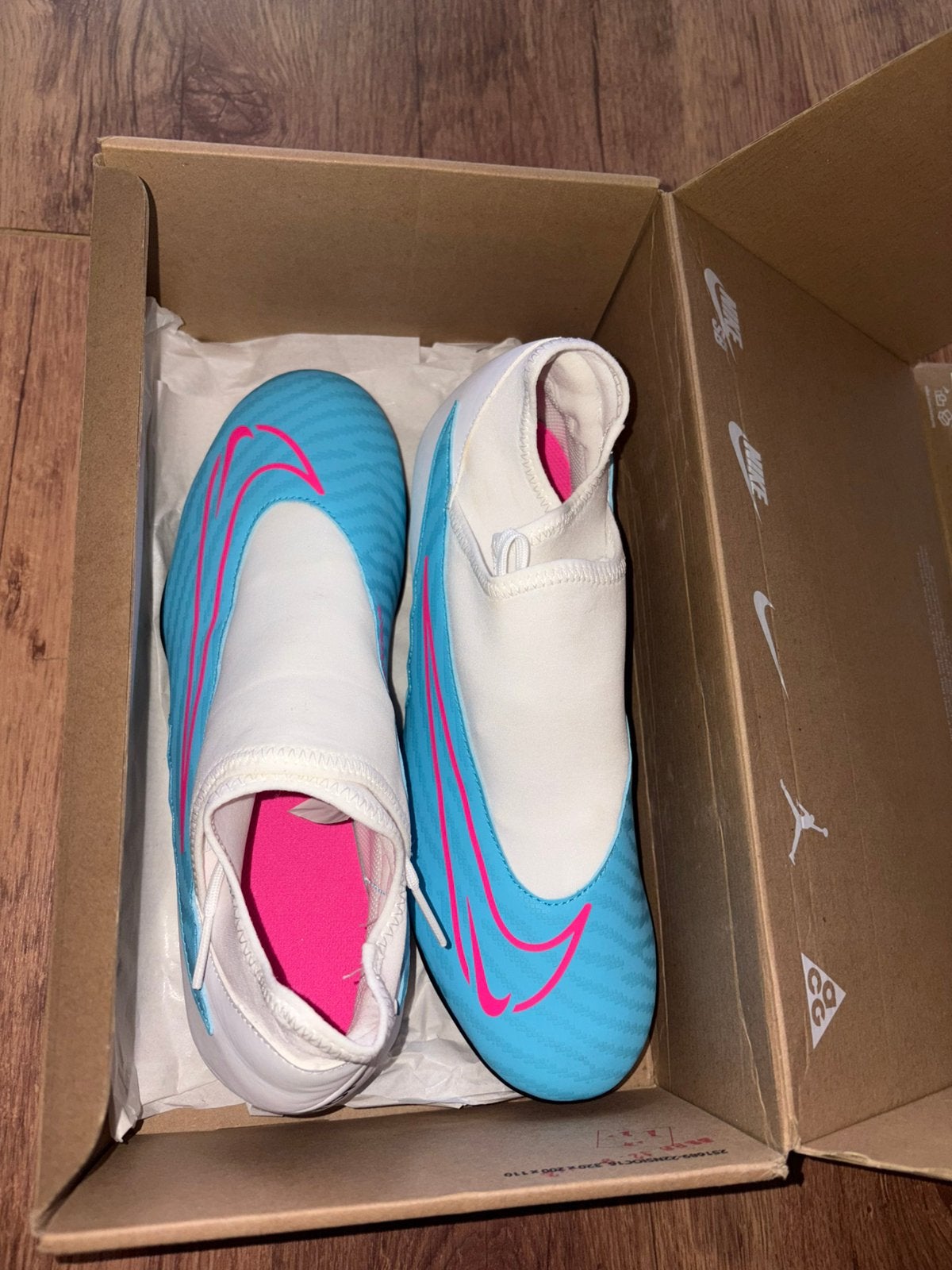 Nieuwe phantom GX club voetbalschoenen, Sports & Fitness, Hockey, Enlèvement ou Envoi, Neuf, Chaussures