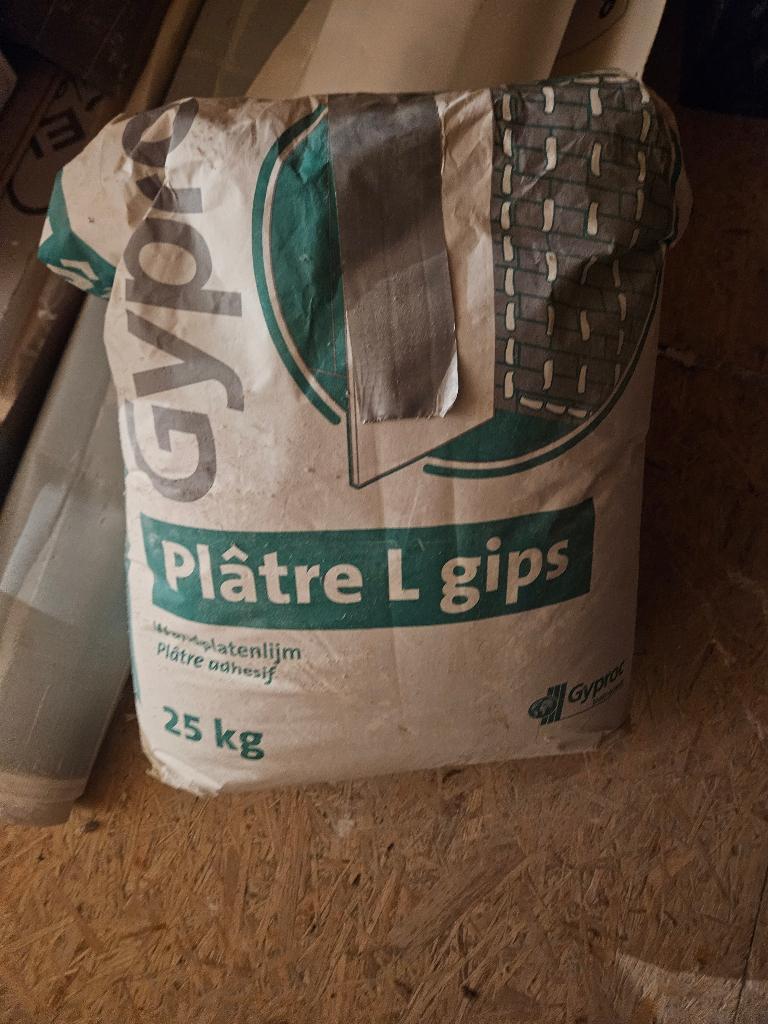 Gyproc kleefgips (gratis), Doe-het-zelf en Bouw, Ophalen, Zo goed als nieuw, Overige materialen
