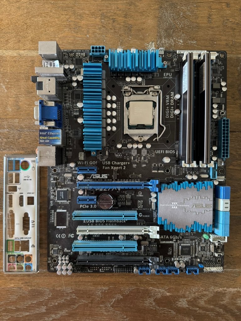 ASUS P8Z77-V moederbord + processor + geheugen, Computers en Software, Moederborden, DDR3, Ophalen of Verzenden, ATX, LGA 1155