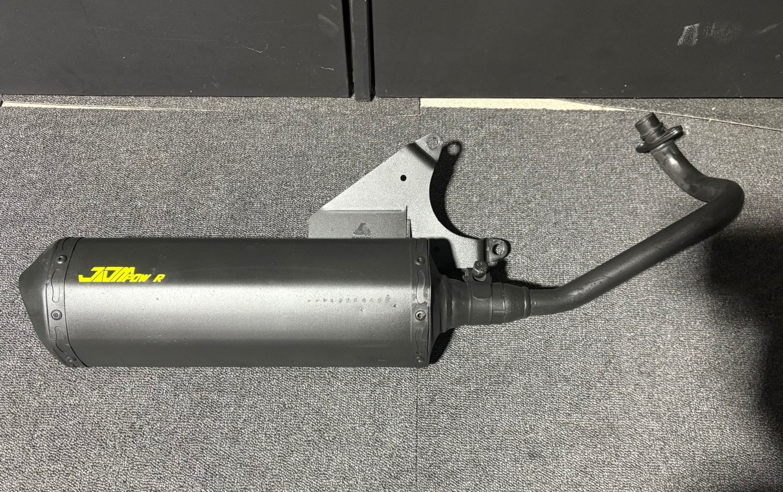 Akrapovic uitlaat piaggio zip 4-takt | Matzwart, Fietsen en Brommers, Ophalen