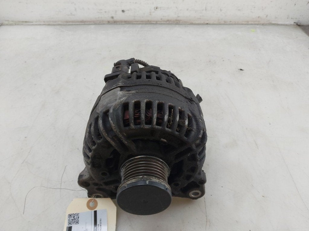 ALTERNATEUR Volkswagen Golf VI (5K1) (01-2008/11-2013), Robert Bosch AG, Volkswagen, Utilisé, Robert-Bosch-Allee 1
74232  Abstatt, DE