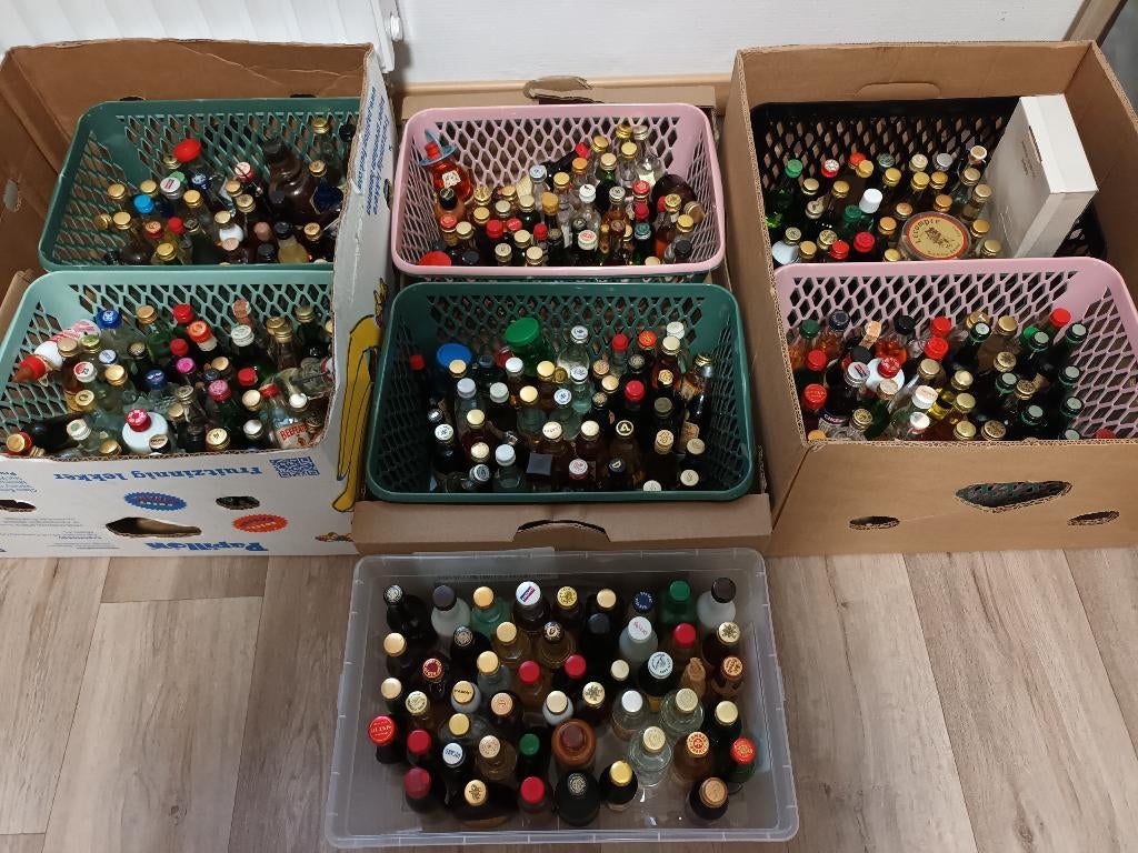 Mignonnettes d'alcools, certains de collection, Enlèvement