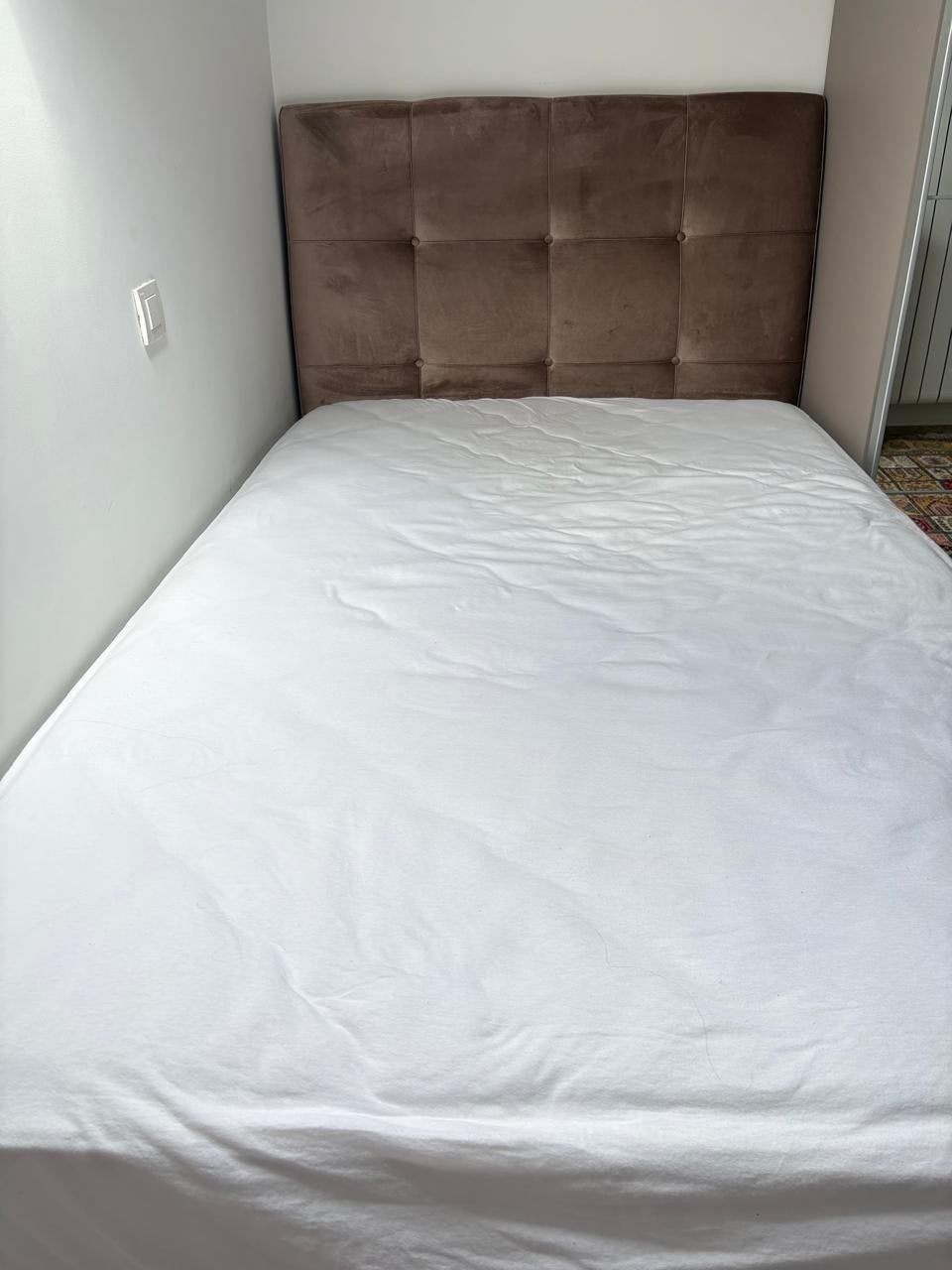 Coffre 140  200 lits avec matelas, Enlèvement, Comme neuf, 200 cm, 140 cm