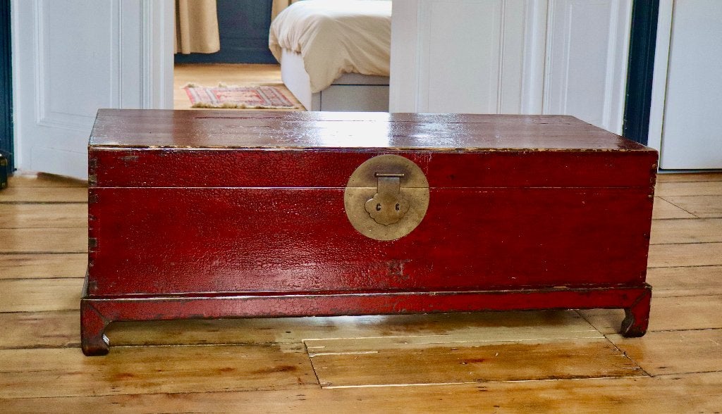 Antique Chinese Red Lacquer Chest, Antiek en Kunst, Ophalen