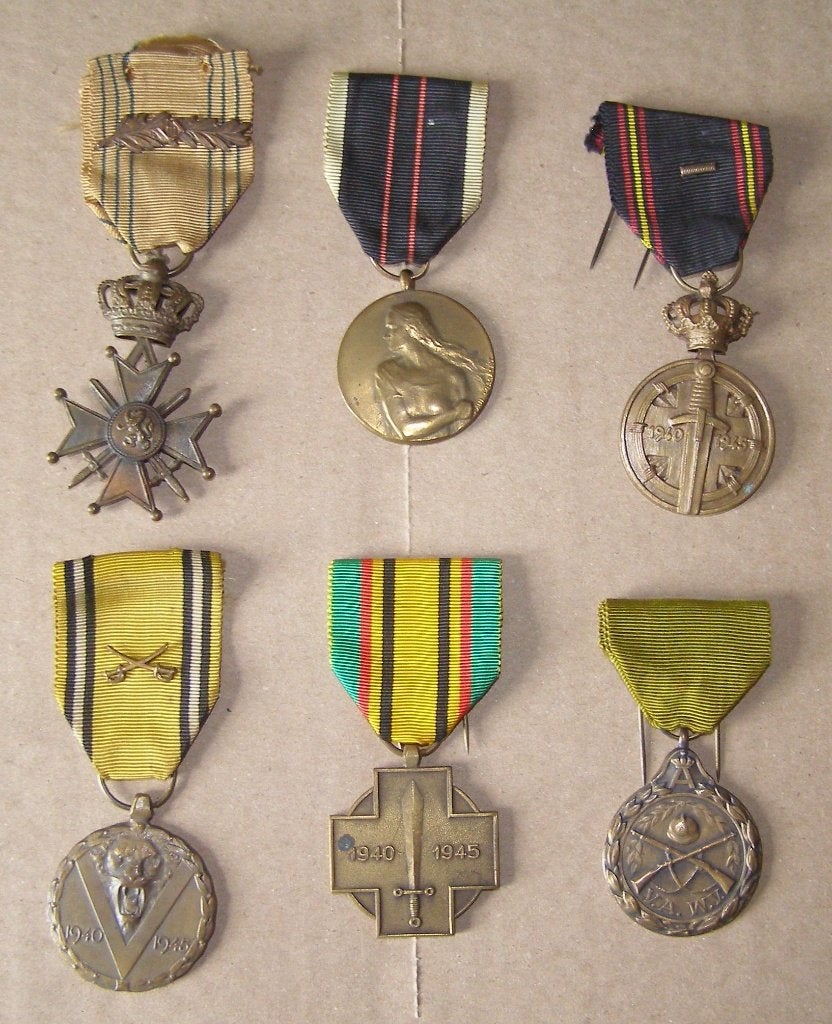 Medailleset (C), Verzamelen, Ophalen of Verzenden, Landmacht, Lintje, Medaille of Wings