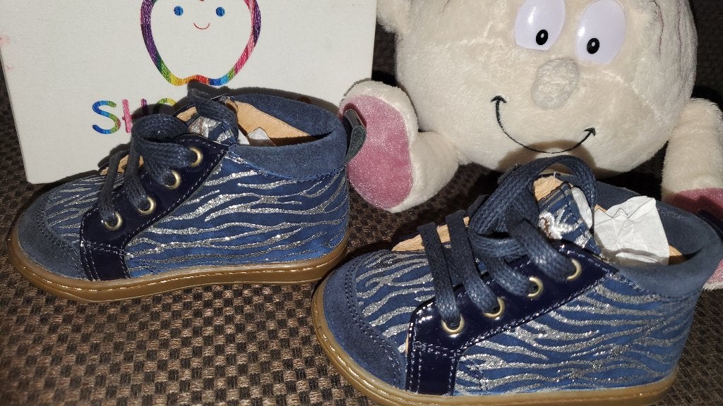 Nieuw Shoo Pom schoentjes maatje 20, Enfants & Bébés, Neuf, Enlèvement ou Envoi, Bottines, Fille